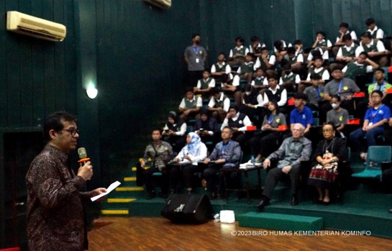 Pelajar ASEAN Berbagi Pengetahuan